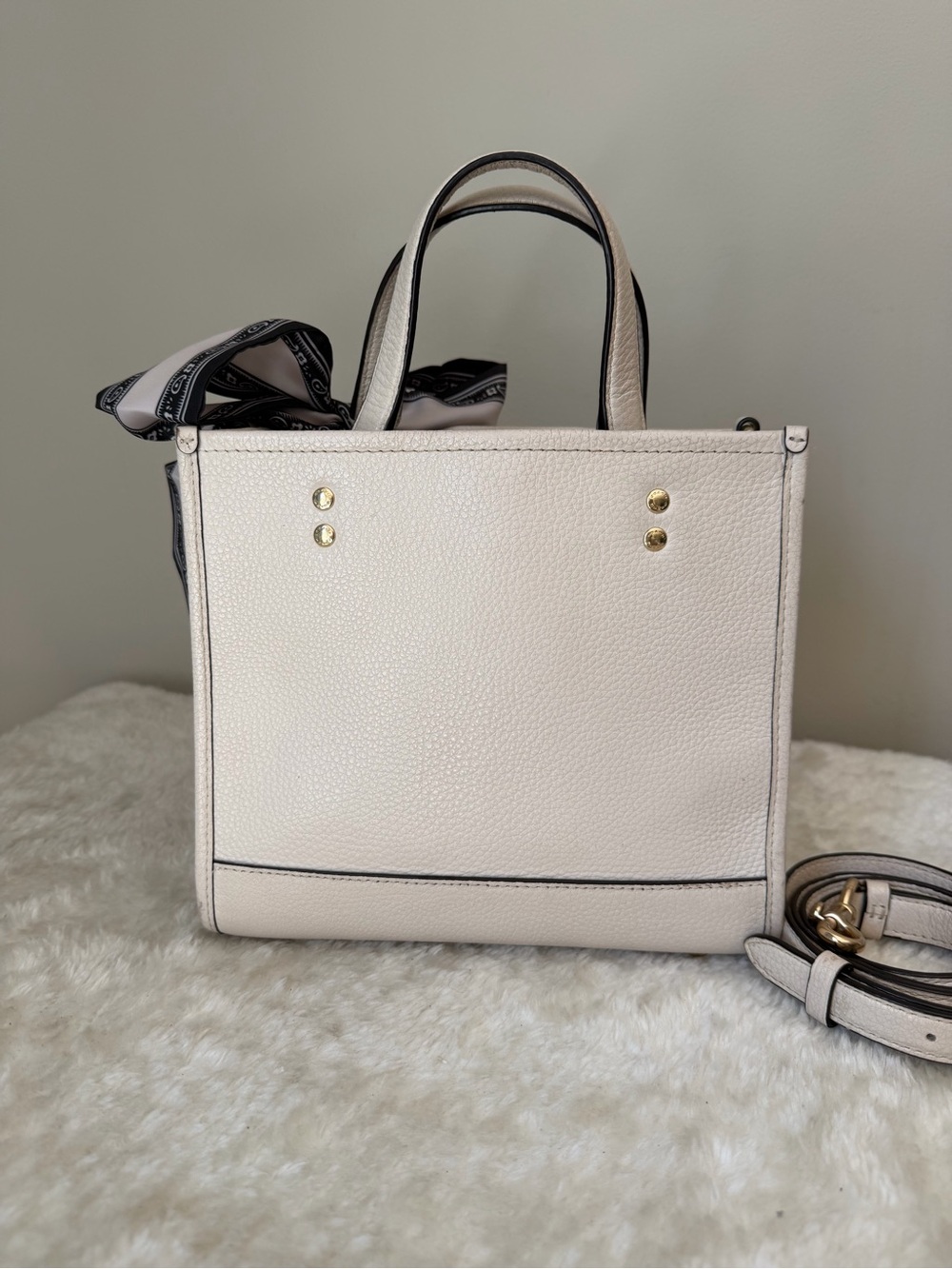 Coach dempsey tote bag 22 in off white leather and bow - Picture 8 of 12